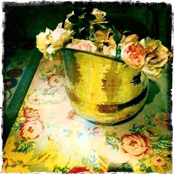 Brass Bucket with Roses7 M