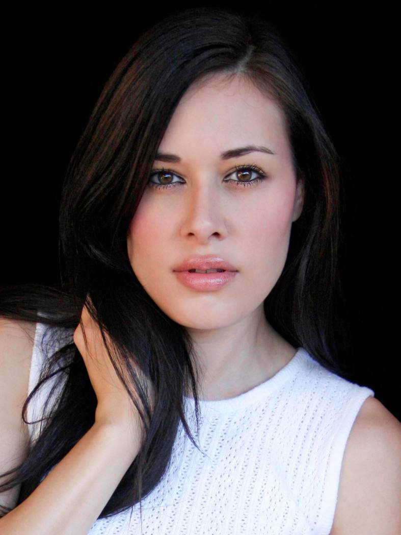 Lauren DiMarco white