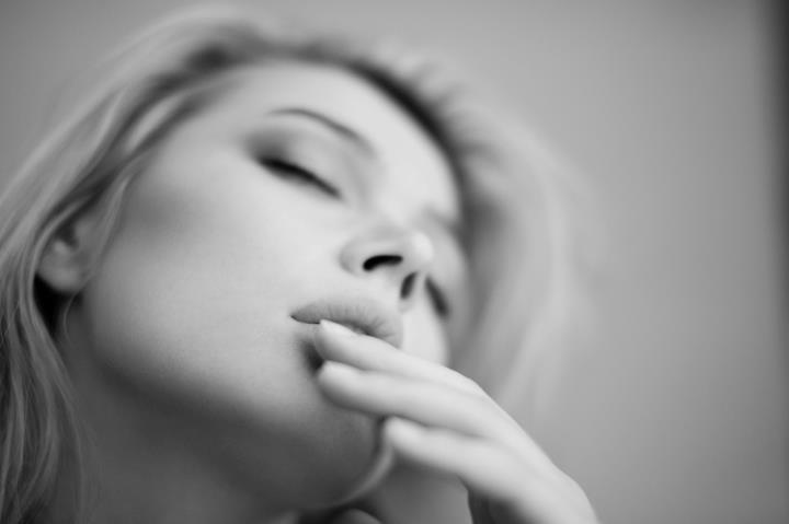 Ukushu Khrystyna B&W